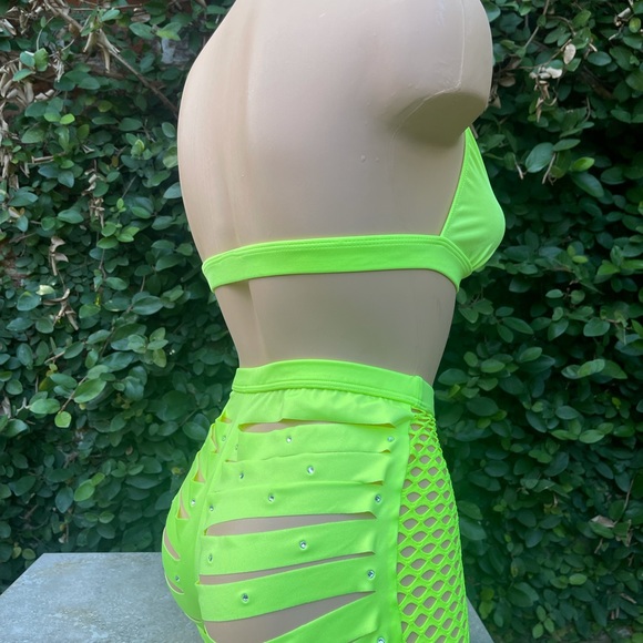 “Desire” Exotic Wear- Rave Wear- Festival Wear - Picture 5 of 6